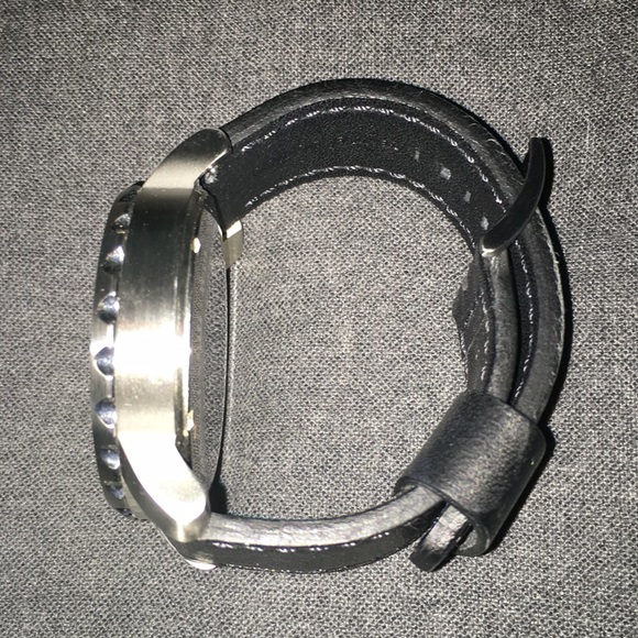 FOSSIL CHRONOGRAPH SS BLACK LEATHER MENS WRIST WATCH W/ COLLECTOR TIN NEW - Picture 10 of 11